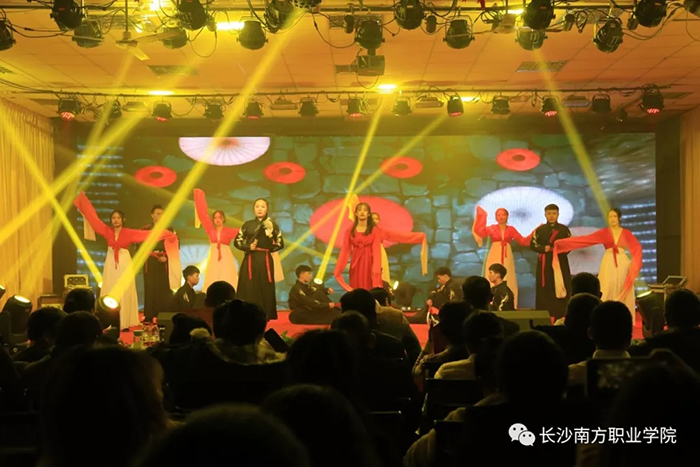 1578231487852204.jpg 640.webp (19).jpg