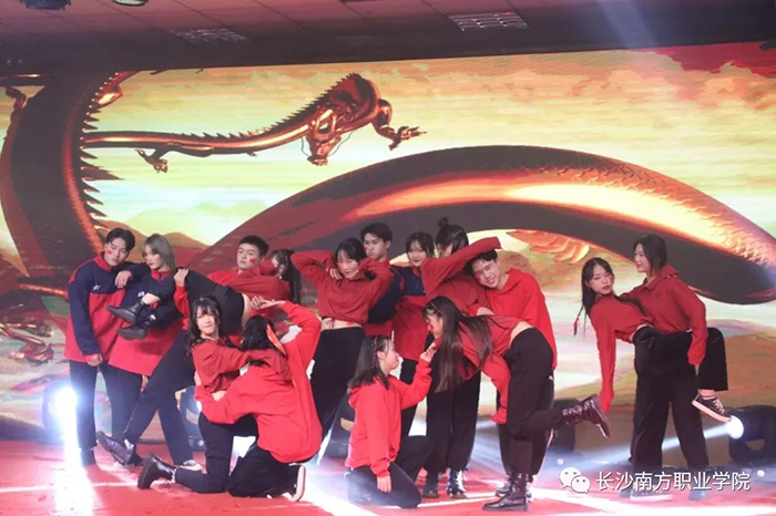 1578231548508216.jpg 640.webp (23).jpg