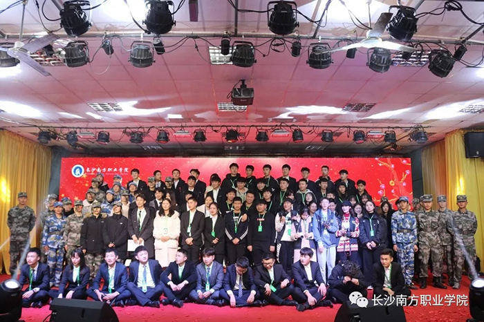 1578231594432202.jpg 640.webp (26).jpg